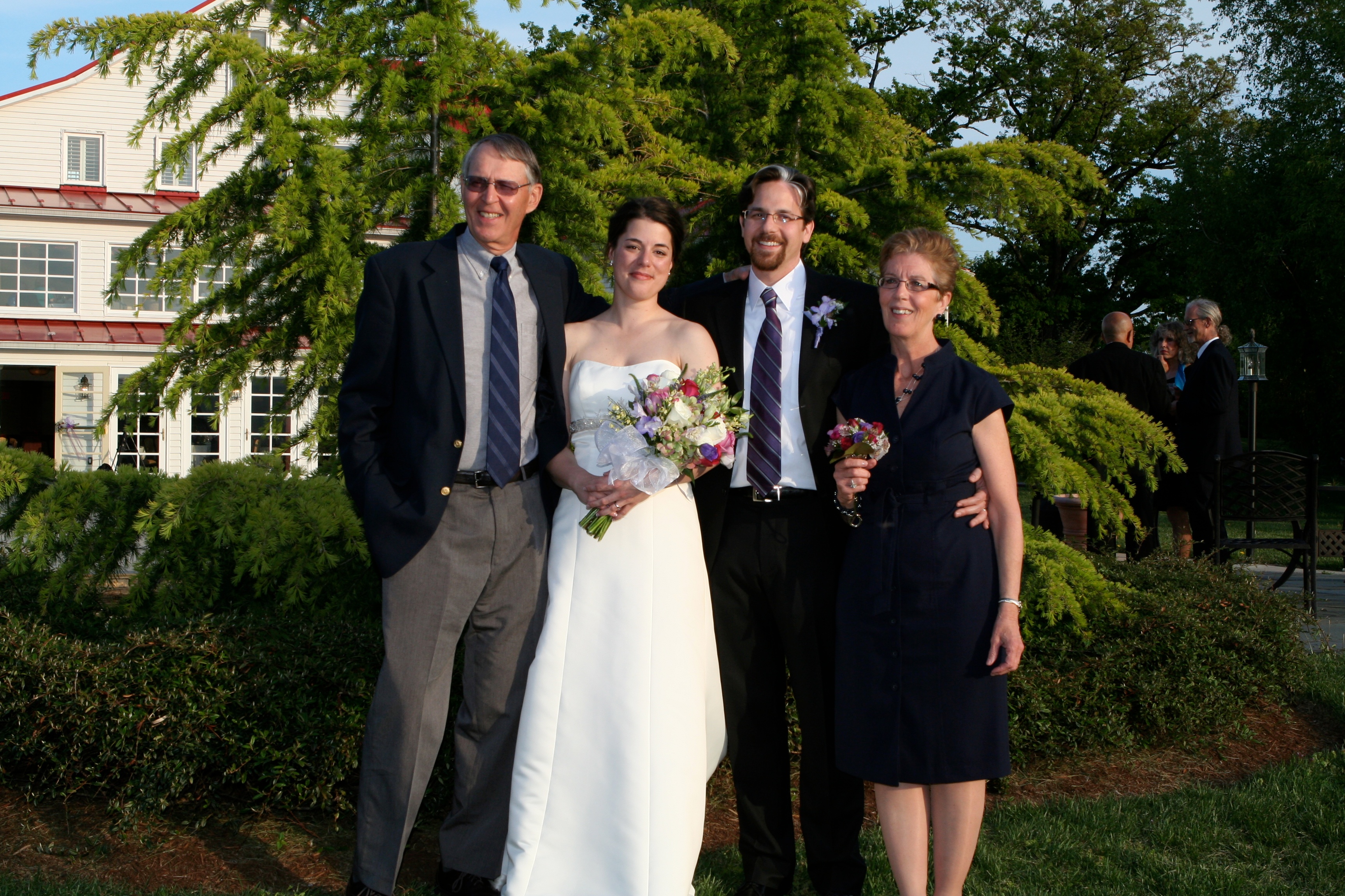 2010-04-23-235 Lindsay-Andrew Wedding.jpg
